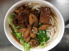 牛腩猪肠河粉-珍珍小食店(西华路店)