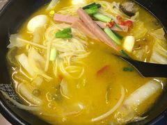 -渝和喵叔米线(南坪万达店)