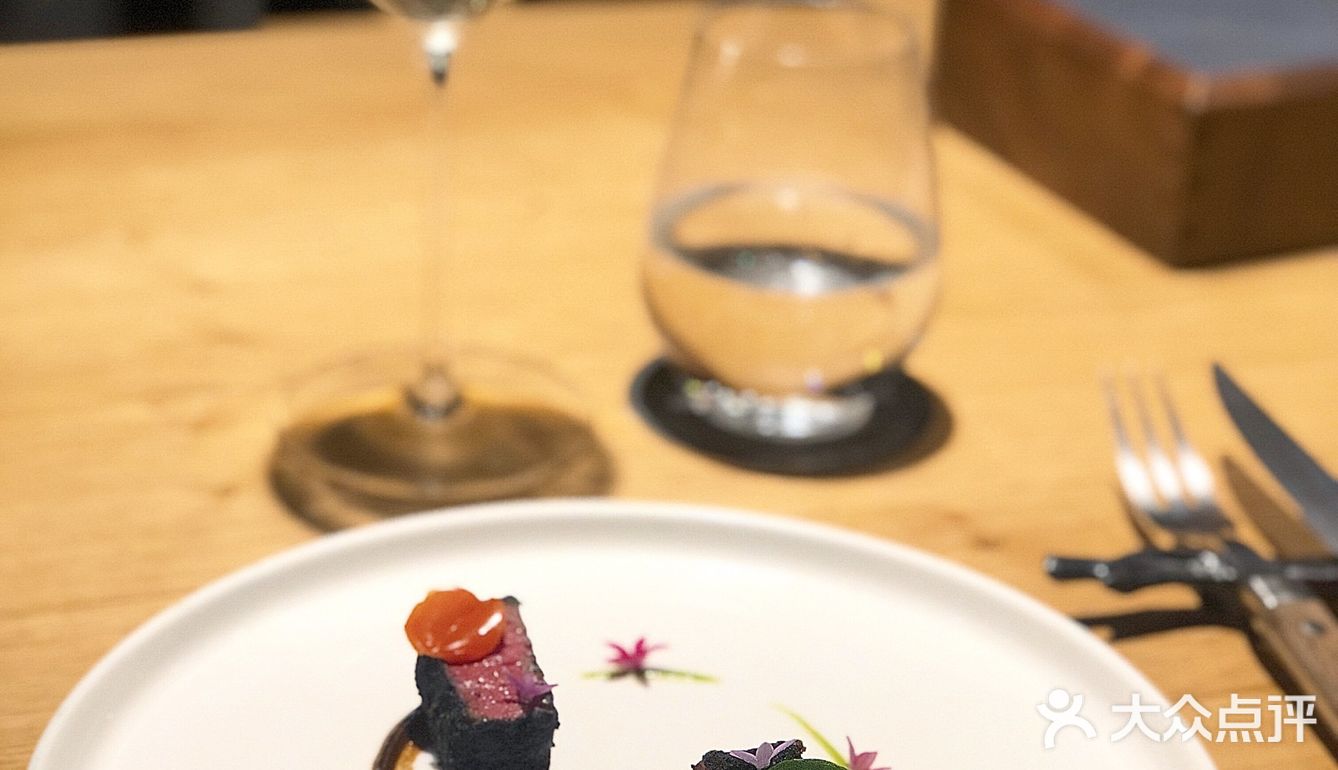 跃•Yuè现代粤菜料理·黑珍珠二钻餐厅