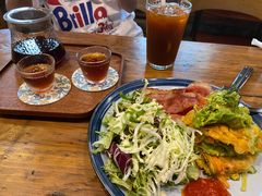 -西关84·History·Art·Cafe