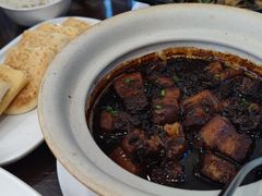 红烧肉配饼-茶港食堂(武昌店)