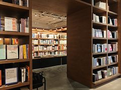 -茑屋书店(天目里店)