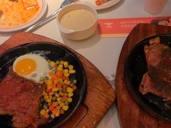 -牛排叔叔自助餐厅(太原龙湖万达店)