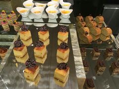 -圣丰索菲特·2 On 988 Café 自助餐厅