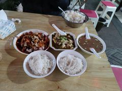 -赵姐猪耳朵饭店