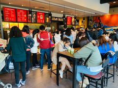 等位区-星巴克(深圳龙岗星河时代店)