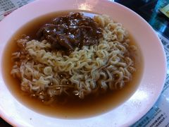 沙嗲牛肉公仔面-翠华餐厅(湾仔店)