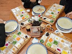 -香麒园·过桥米线·南湖雅宴