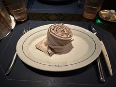 -福楼毕斯罗F Bistronome(国贸商城约会地标景观店)