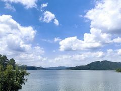 -四明湖