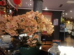 -八府香鸭·啫啫煲(华山路店)