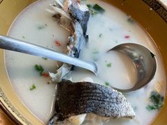 -美顺香食府鱼头老店(雪野湖店)