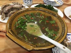-苏莱特色牛骨滩羊手抓馆(长城东街总店)