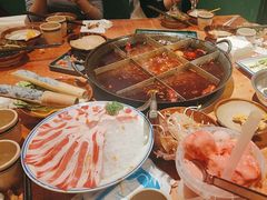 -周小明火锅(黑金冠社区店)