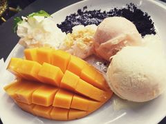 IBERRY-莓园冰淇淋店