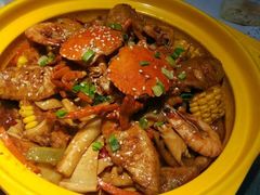 -多嘴超级肉蟹煲(杉杉国潮主题店)