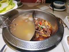 -左庭右院鲜牛肉火锅(浦江欢乐颂店)