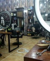 -线索名剪接发造型