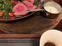 -恰餐厅及酒吧 CHAR Bar & Grill (北京丽都皇冠假日店)