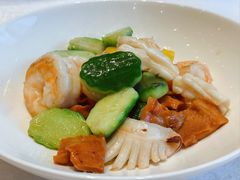 -景月阁空中食府(希尔顿酒店)