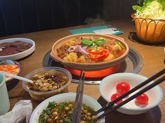 -蔡婶牛腩牛杂煲(长安万科店)