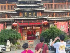 -亮欢寨酸汤鱼(沙冲路店)