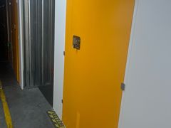 -安东易迷你自助仓储寄存仓库(顾戴路店)