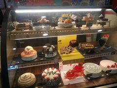 -DQ·蛋糕·冰淇淋(大宁国际商业广场店)