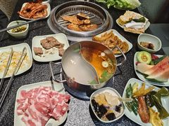 -海吃海喝海鲜烤肉炭火主题自助餐(朝阳店)
