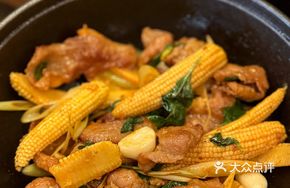 Secret-Recipe Tom Yum Kung Lemongrass Pork Belly