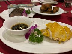 白斩鸡-梅龙镇酒家(南京西路总店)