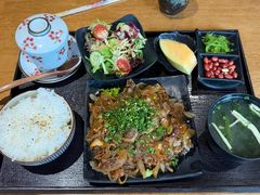 烧肉定食-诚家·日式烧鸟·深夜食堂(虹桥天街店)
