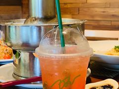 -Chom Cafe and Restaurant