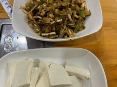 -榕江牛瘪牛肉火锅