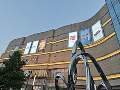 -王府井百货熙地港店