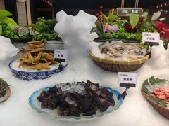 -川骄海鲜自助(王府井奥莱UP TOWN店原世界之花店)