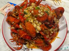 -老街烧烤大排档·地道湖北菜·龙虾馆(汉口火车站店)