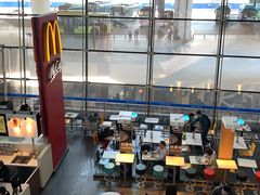 -麦当劳(吴圩机场店)