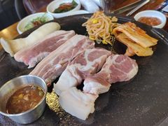 -Dombe豚(黑猪肉街店)