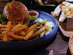 -Famous肥猫墨西哥音乐餐吧(五棵松华熙LIVE店)