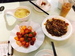 -新大咀港式茶餐厅(宝山万达店)