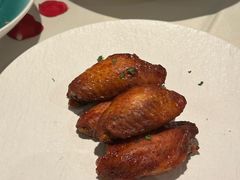 -MONICH牛排融合餐厅(和义大道购物中心店)