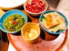 猫儿山的小黄牛-吃饭皇帝大(合生汇店)