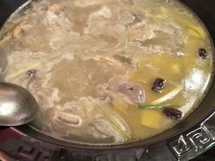 -重庆烧鸡公火锅(簋街店)