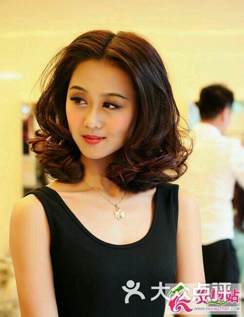 左邻右里美发上传的图片