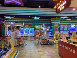 -LuckyStar幸运星家庭娱乐中心(东莞国贸店)