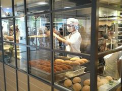 面包甜点陈列柜-BreadTalk面包新语·烘焙蛋糕(中心书城店)