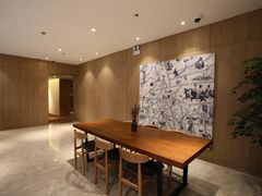 -汉庭优佳(上海娄山关路地铁站店)