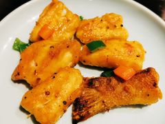 缩骨鱼三吃之煎骨腩-滋粥楼·顺德菜海鲜茶点(方舟店)
