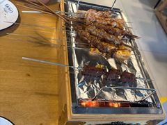 -烤满分·东北烧烤(首经贸店)